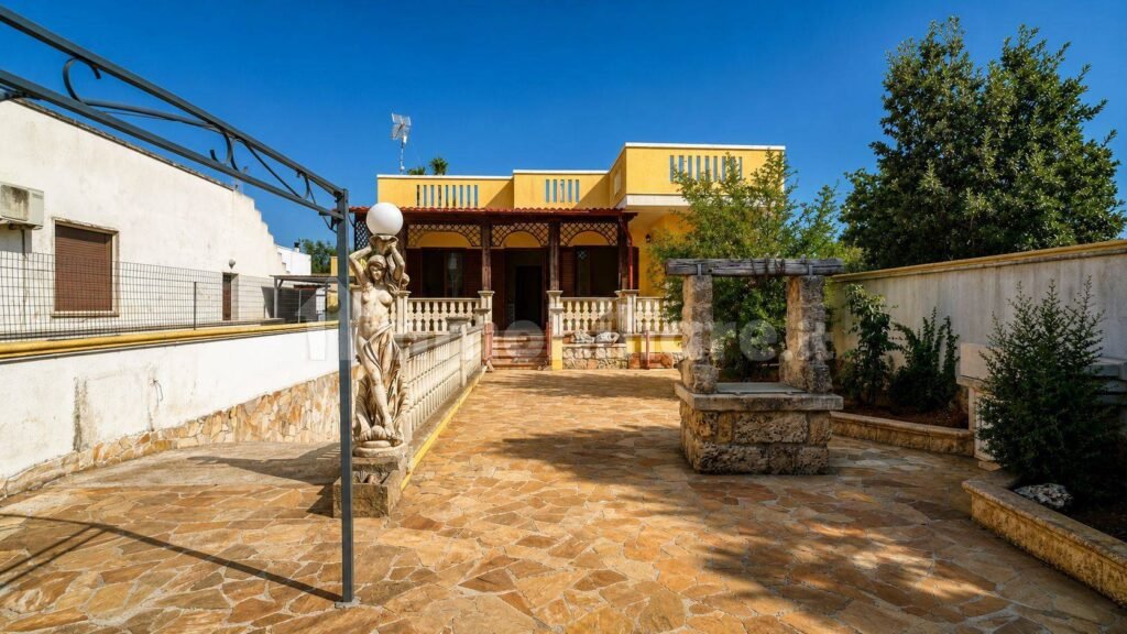 Freistehendes Landhaus mit Dachterrasse & Garten – Andrano, Salento