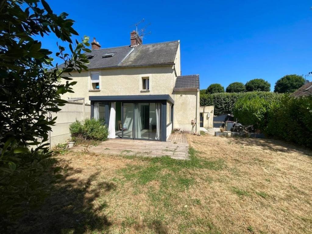 Freistehendes Dorfhaus 81 m² mit Garten – Pussay (Essonne)